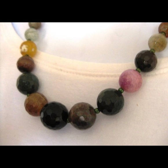 Rainbow fire agate necklace - Picture 4 of 4